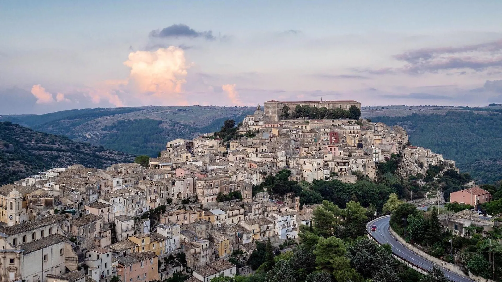 Hébergement de vacances 3 Bedrooms House At Ragusa 600 M Away From The Beach With Furnished Balcony And Wifi Marina di Ragusa